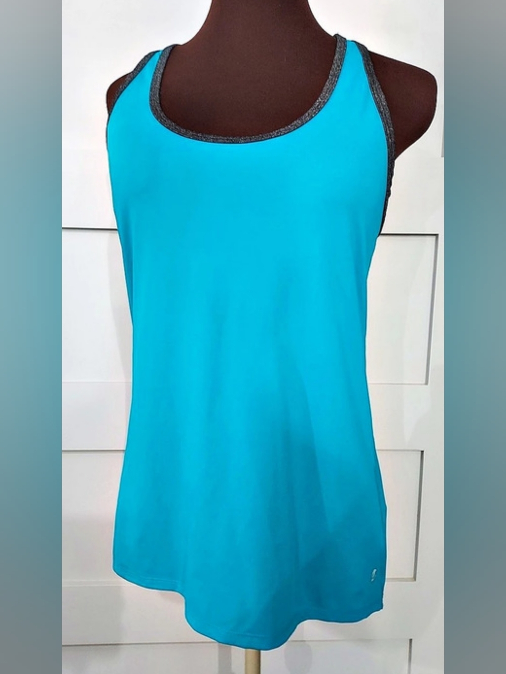 Energy Zone Women's Performance Racerback Tank in Blue Size XL Like New